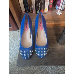 Betsy Johnson Turquoise Blue Studded Heels Suede Women' Size 7.5